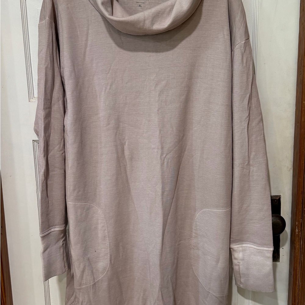 Relaxed Hoodie Sweater in Light Taupe